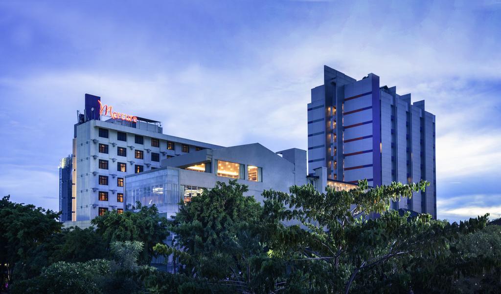 Mercure Surabaya Hotel Kültér fotó